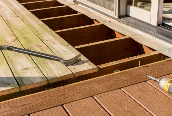 Cost of Old Deck Repair in Lincoln