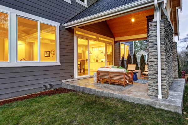 Cost of Back Porch Construction in Lincoln