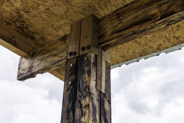 Deck Column Replacement in Lincoln