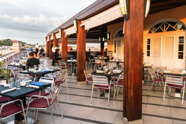 Cost of Commercial Deck Construction in Lincoln
