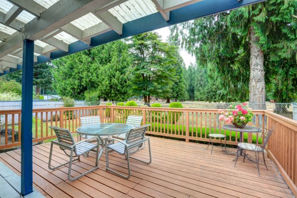 Cost of Deck Carpentry Service in Lincoln